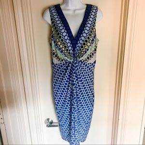 Donna Morgan Geometric Pattern V Neck Shift Dress Lightweight Lined